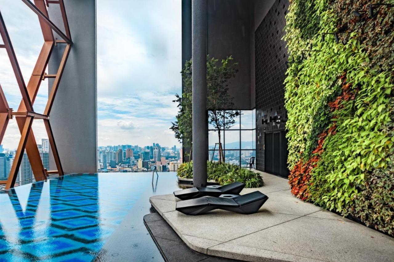 Scarletz Suites Klcc By Luxe Suites クアラルンプール エクステリア 写真