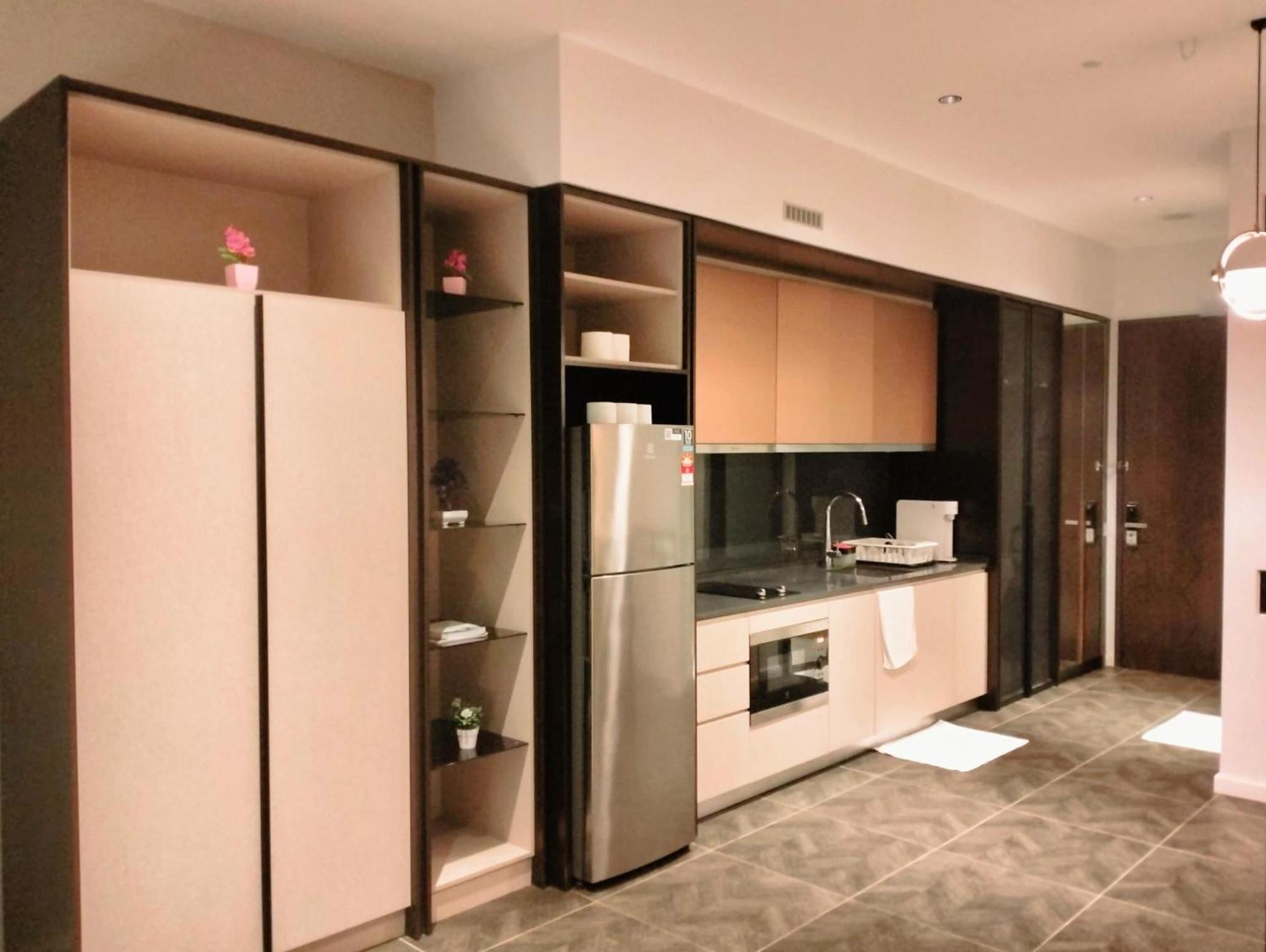 Scarletz Suites Klcc By Luxe Suites クアラルンプール エクステリア 写真