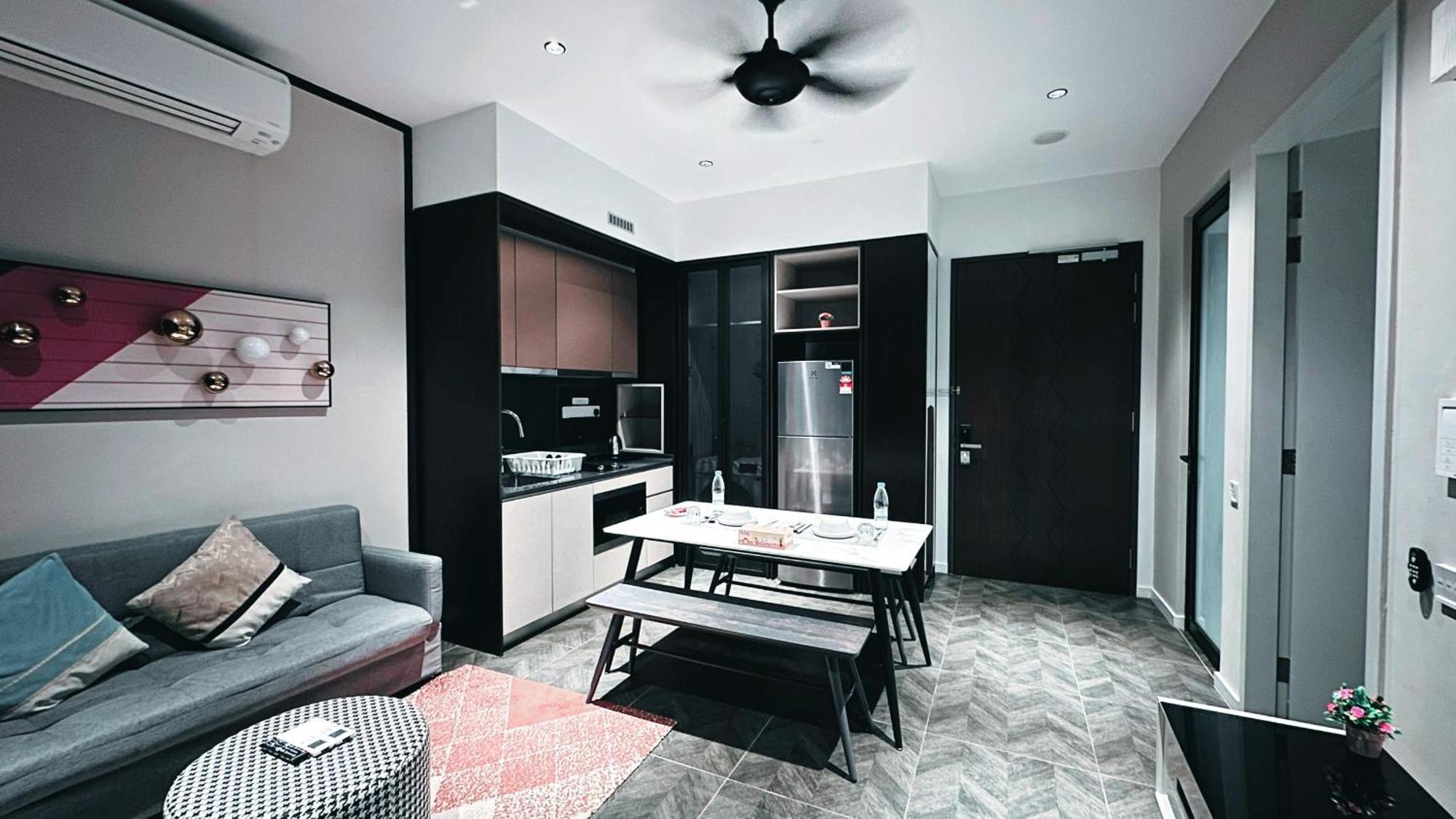Scarletz Suites Klcc By Luxe Suites クアラルンプール 部屋 写真