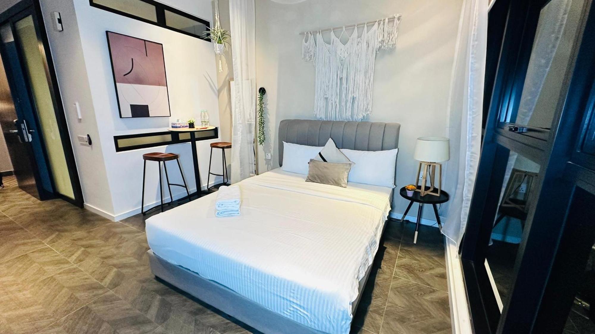 Scarletz Suites Klcc By Luxe Suites クアラルンプール 部屋 写真